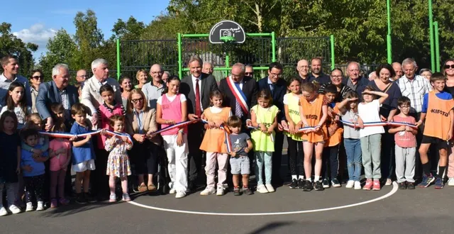 photo  les enfants sont heureux de ce nouvel équipement.  &copy;  le maine libre 