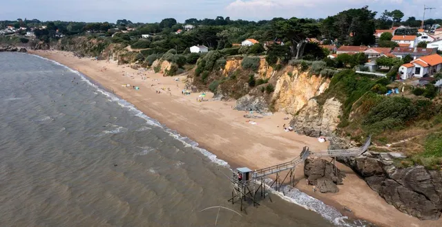 photo en loire-atlantique, la plage de crève cœur, à la bernerie-en-retz, est exposée au risque de l’érosion côtière et au risque de submersion. © photo le courrier de l’ouest-josselin clair