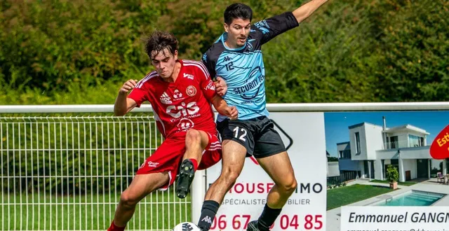 photo  tessier (à droite) et coulaines ont arraché le nul.  &copy;  arnaud despelchain 