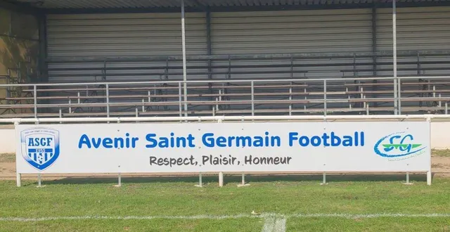photo  l’enceinte du stade de l’avenir a été récemment équipée de panneaux.  &copy;  ouest-france 
