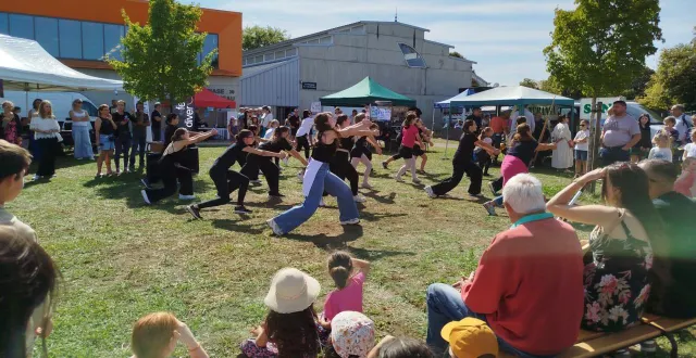 photo  des démonstrations de danse ont animé la fête.  &copy;  le maine libre 