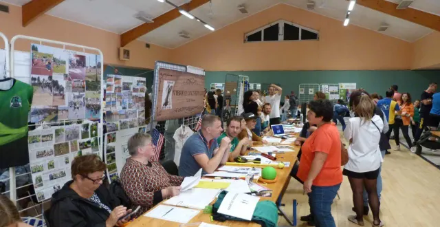 photo  la salle daphné-du-maurier a accueilli 32 associations, pour cette nouvelle édition du forum.  &copy;  ouest-france 