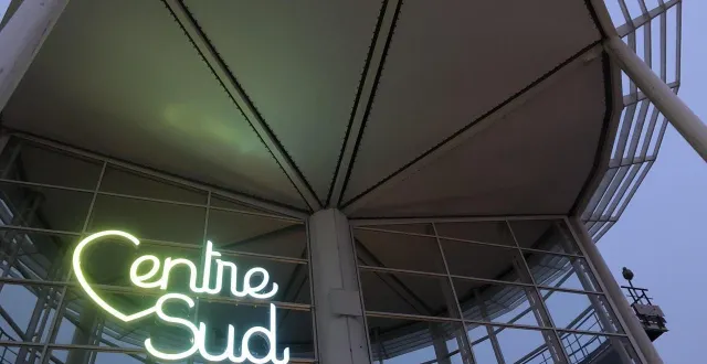 photo  du 10 au 13 septembre, le centre commercial centre sud accueillera le hangar, un magasin éphémère.  &copy;  archives le maine libre 