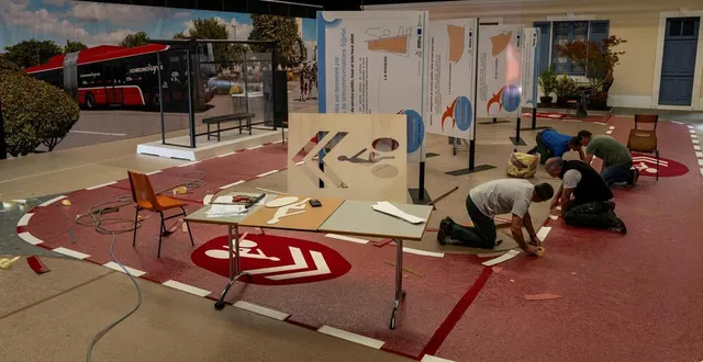 photo  les préparatifs vont bon train au centre des expositions du mans.  &copy;  le maine libre - denis lambert 