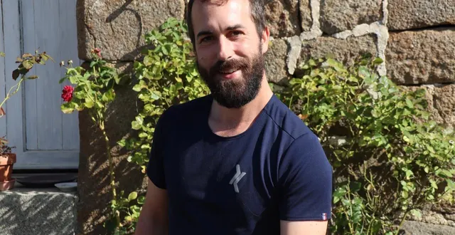 photo  thibault vannier fabrique de la bière artisanale à saint-fraimbault.  &copy;  ouest-france 