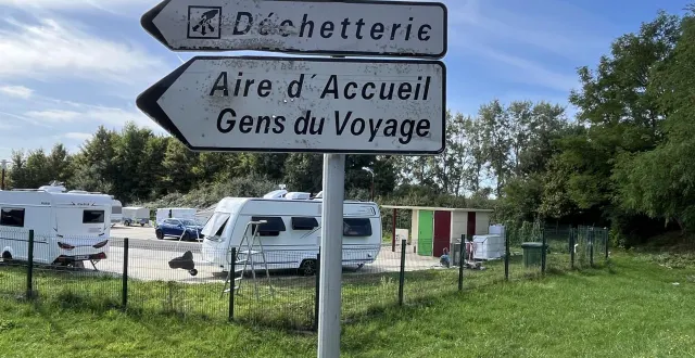 photo  l’aire d’accueil des gens du voyage de la ferté-bernard, située à côté de la déchetterie, compte 14 places.  &copy;  le maine libre 