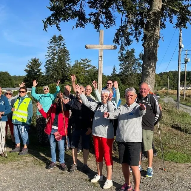 photo 227 personnes ont participé à la « grande randonnée pédestre » annuelle de la fédération départementale de la sarthe de générations mouvement, ce mardi 9 septembre 2025 à bazouges-cré-sur-loir.  ©  le maine libre - louis gohin