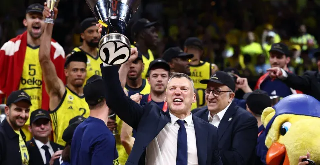 photo  fenerbahçe avait remporté l’édition 2025 du final four d’euroligue, à abou dhabi. l’édition 2026 aura lieu à athènes.  &copy;  getty images via afp 