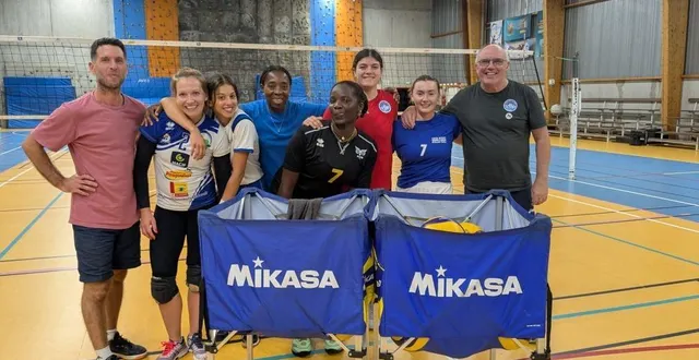 photo  si le groupe est restreint à l’entraînement, l’ambiance est à la fois studieuse et joyeuse.  &copy;  co 