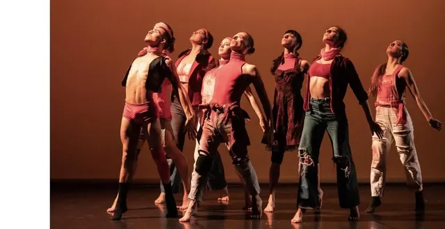 photo  yaël naim, auteure compositrice interprète sera sur la scène de saugonna.  &copy;  aréa jeune ballet 