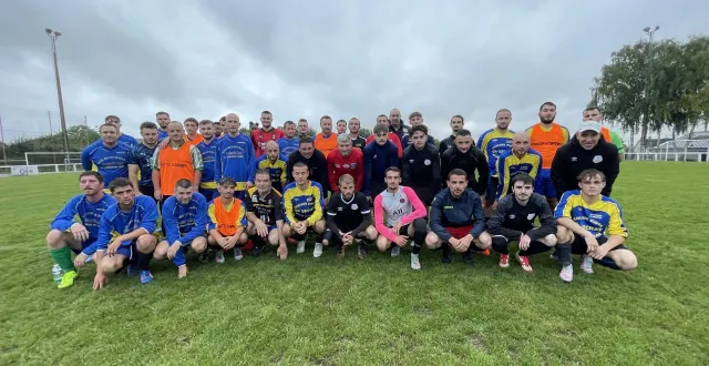 photo  le groupe seniors des alpes mancelles, en nombre à l’entraînement de ce mercredi 10 septembre 2025.  &copy;  ouest-france 
