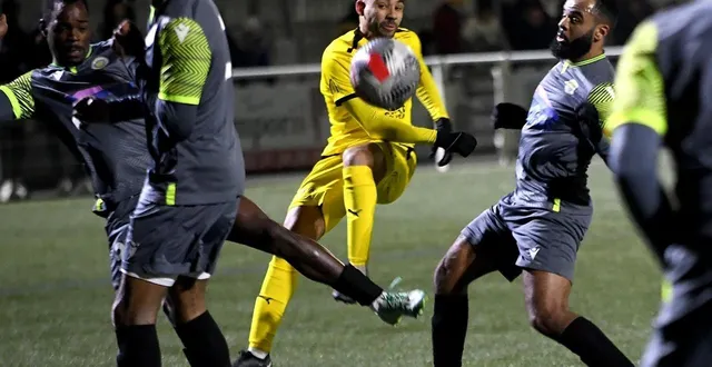 photo  emmanuel suriam et l’asptt caen (calvados, r1) se déplacent sur le terrain de courseulles (calvados, r3), pour le 3e tour de la coupe de france, samedi 13 septembre 2025, à 18 h.  &copy;  gérard piwtorak 