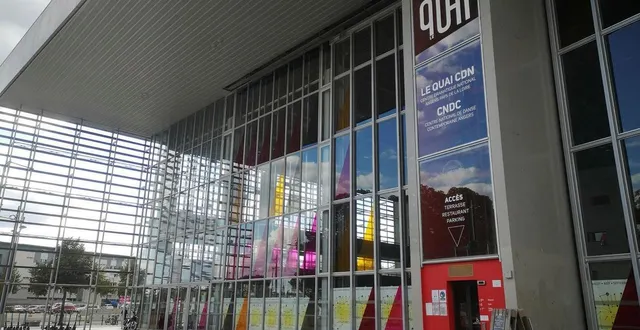 photo  une tyrolienne éphémère va être installée des terrasses du quai à la berge gauche de la maine.  &copy;  archives ouest-france 