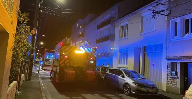 photo  trois véhicules de sapeurs-pompiers ont été mobilisés pour maîtriser le sinistre, ici rue du nord, au mans (sarthe).  &copy;  ouest-france 
