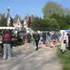 photo  bonnétable donne rendez-vous aux volontaires dans le parc de la commune, situé en face du château, dimanche 14 septembre 2025. objectif : organiser la plus grande table du monde. 