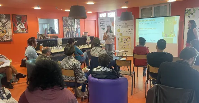 photo  la présentation de la deuxième édition du défi zéro déchet a été réalisée, vendredi 12 septembre 2025, à flers (orne).  &copy;  ouest-france 