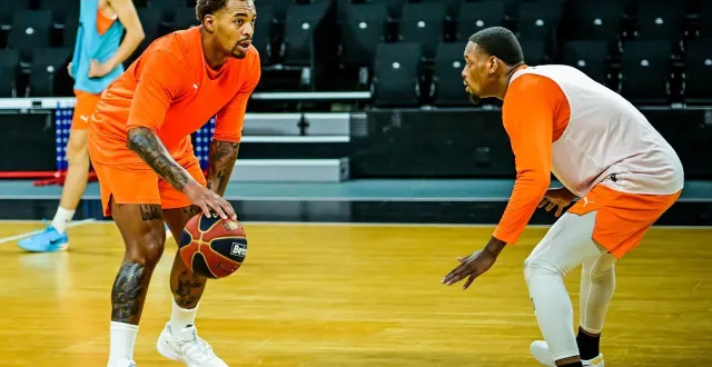 photo  travante williams a participé cette semaine à ses premiers entraînements avec ses nouveaux coéquipiers du msb.  &copy;  photo le maine libre - yvon loué 