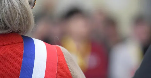 photo  pour être maire, il faut respecter plusieurs conditions.  &copy;  archives le courrier de l’ouest - laurent combet 