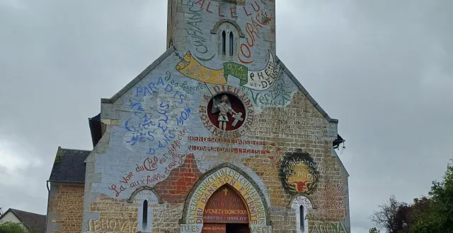 photo  l’église vivante et parlante du ménil-gondouin, à putanges-le-lac (orne) peut être visitée ce samedi 20 et ce dimanche 21 septembre 2025.  &copy;  ouest-france 