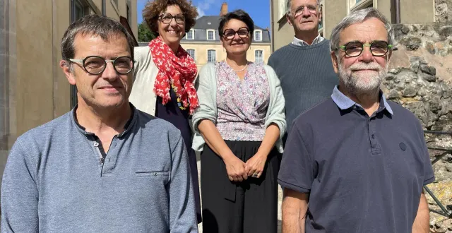 photo  isabelle sévère, nathalie buchot, jacques gouffé, rémy batiot et thierry touche, élus écologistes au mans et à la métropole du mans.  &copy;  ouest-france 