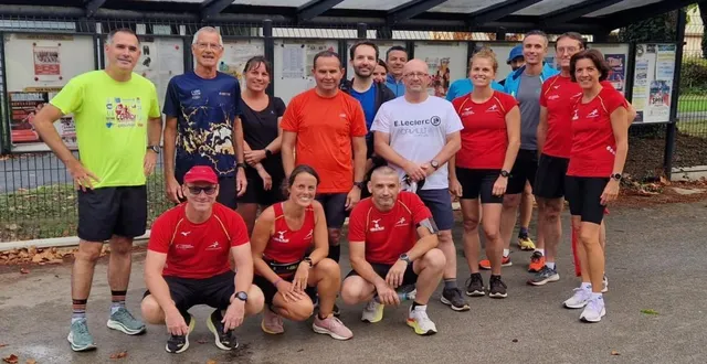 photo  les adultes du scb athlétisme running ont repris le chemin des entraînements les mardis soirs, jeudis soir et dimanches matins. patrick héry le président est en bleu marine, à gauche.  &copy;  co 