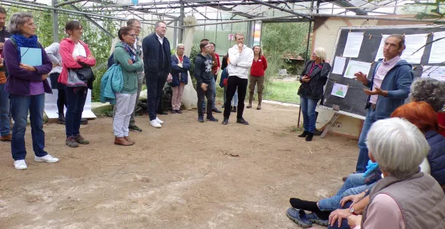 photo  sébastien bart, maraîcher et président de l’association le jardin partagé tous à l’œuvre !  &copy;  le maine libre 