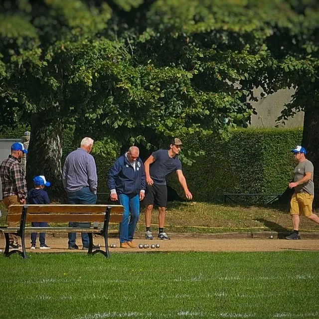 photo le concours de pétanque de l’union commerciale.  ©  ouest-france