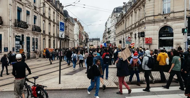 photo  le mercredi 10 septembre 2025 au mans (sarthe), lors du mouvement « bloquons tout », prélude à cette nouvelle mobilisation à l’initiative des syndicats ce jeudi 18 septembre 2025.  &copy;  archives ouest-france 