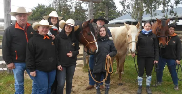 photo  les cow-boys présenteront leur travail.  &copy;  cow-boy legend ranch 