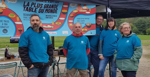 photo  sourires et bonne humeur malgré l’annulation.  &copy;  le maine libre 