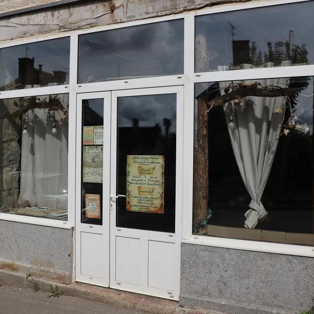 photo l’atelier est situé au 22, rue colonel andré-lefevre à champsecret.  ©  ouest-france