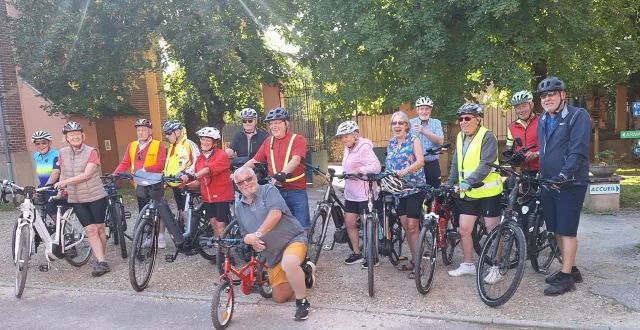 photo  la rando vélo du jumelage a emmené le groupe sur les routes de l’yonne.  &copy;  ouest-france 