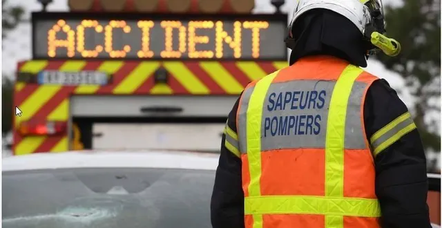 photo  les pompiers ont transporté le quinquagénaire à l’hôpital du mans.  &copy;  archives courrier de l’ouest 