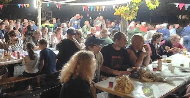 photo  la guinguette du vieux-bourg lors de la 1re édition.  &copy;  ouest-france 
