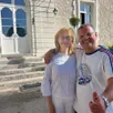 photo  les propriétaires du château de montaupin à oizé, cynthia et fady fadel, au nord-est de la flèche (sarthe), ouvriront leurs portes à l’occasion des journées européennes du patrimoine 2025. ils accueilleront une trentaine d’artistes qui se produiront devant le public samedi 20 et dimanche 21 septembre 2025. 
