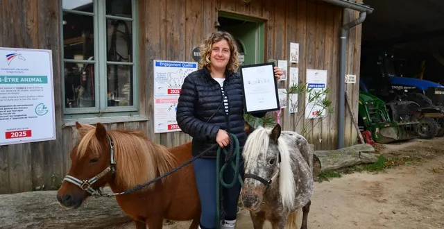 photo  gréez-sur-roc, mercredi 17 septembre 2025. mégane chatillon, gérante du centre équestre du pic.  &copy;  le maine libre 