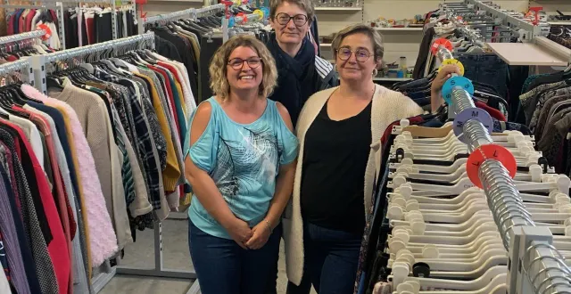 photo  julie, salariée, fabienne schiano et sylvie rouillard, prêtes à recevoir leur clientèle dans leurs nouveaux locaux.  &copy;  le maine libre 