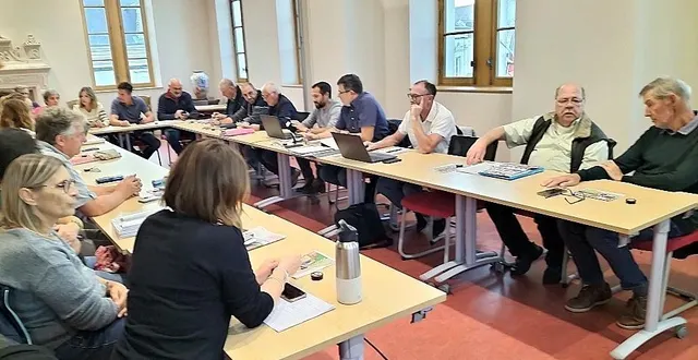 photo  le conseil municipal était au complet lors de la réunion du 15 septembre.  &copy;  le maine libre 