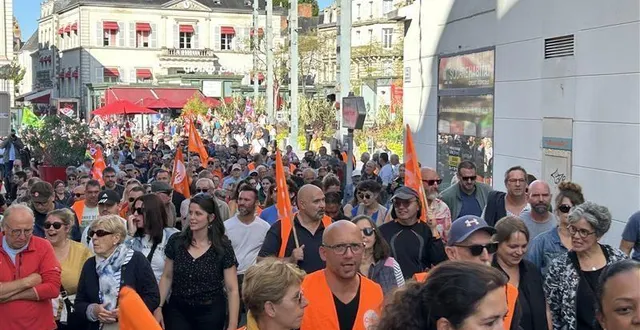 photo  les manifestants à cholet, ce jeudi 18 septembre 2025.  &copy;  ouest-france 