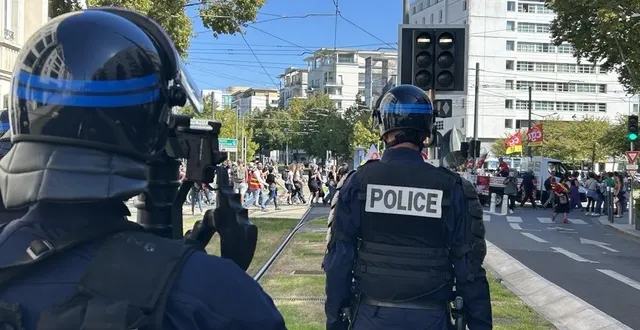 photo  plus de 300 policiers et gendarmes étaient mobilisés en maine-et-loire.  &copy;  ouest-france 