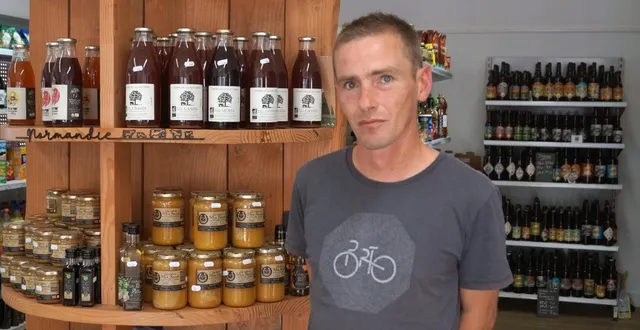 photo  pour elvis lamy, le gérant de l’odéon, à saint-pierre-d’entremont, cette première année est passée en un éclair.  &copy;  ouest-france 