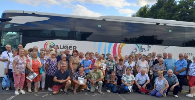 photo  une excursion qui a réuni les aînés autour de la découverte.  &copy;  safia grosse 