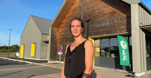 photo  chloé meloni est l’infirmière en pratique avancée de la maison de santé de villaines-sous-malicorne, dont l’extension a été inaugurée ce jeudi 18 septembre 2025.  &copy;  le maine libre – louis gohin 
