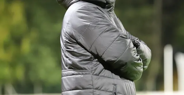 photo  medhi de roeck de retour sur le banc des réservistes d’alençon.  &copy;  ouest-france 