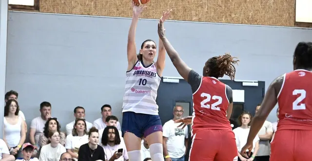 photo  pour leur première en nf1, les joueuses de lamboisières ont perdu.  &copy;  sébastien aubinaud 