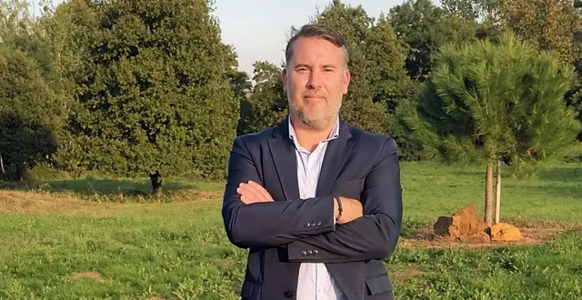 photo  thomas tessier, un agent d’assurances de 46 ans, conduira une liste aux municipales à moncé belin (sarthe).  &copy;  ouest-france 