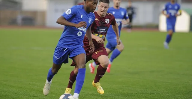 photo  joueur des chamois la saison dernière, fawaz tamou en porte toujours les couleurs. mais le retour à rené-gaillard, ce samedi 20 septembre, ne s’est pas traduit par la victoire espérée.  &copy;  co - christophe bernard 