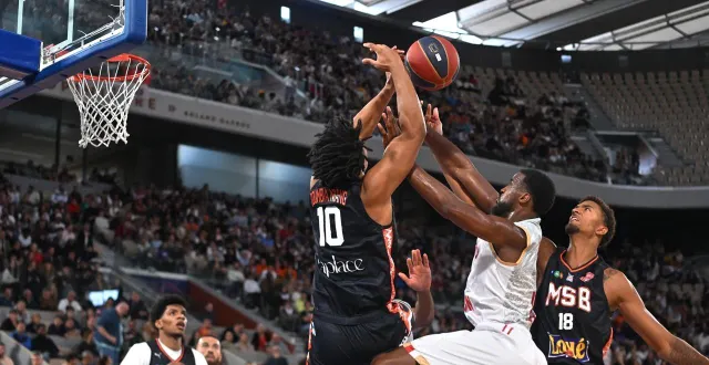 photo  battu dans l’intensité et la conquête, le msb n’a rien pu faire pour contester la supériorité de monaco en finale de la supercoupe.  &copy;  julien mattia/le pictorium/maxppp 