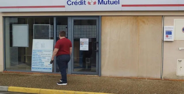 photo  dès ce lundi, débuteront des travaux de l’agence crédit mutuel de la commune. ils dureront environ six semaines. le point de vente sera fermé et le guichet automatique sera indisponible. durant la durée des travaux, les conseillers accueilleront leurs clients dans des locaux de l’agence de sainte-jamme-sur-sarthe,  au1, allée du sablon.  &copy;  ouest-france 