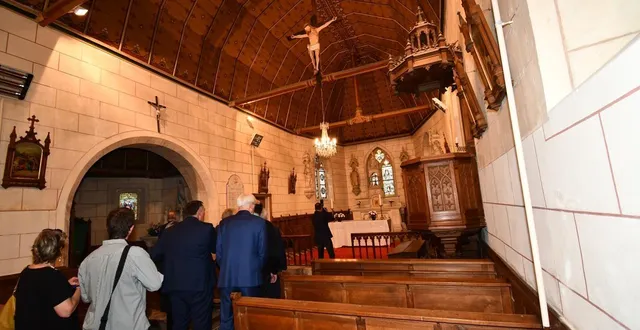 photo  le public a pu découvrir les vitraux restaurés.  &copy;  le maine libre 